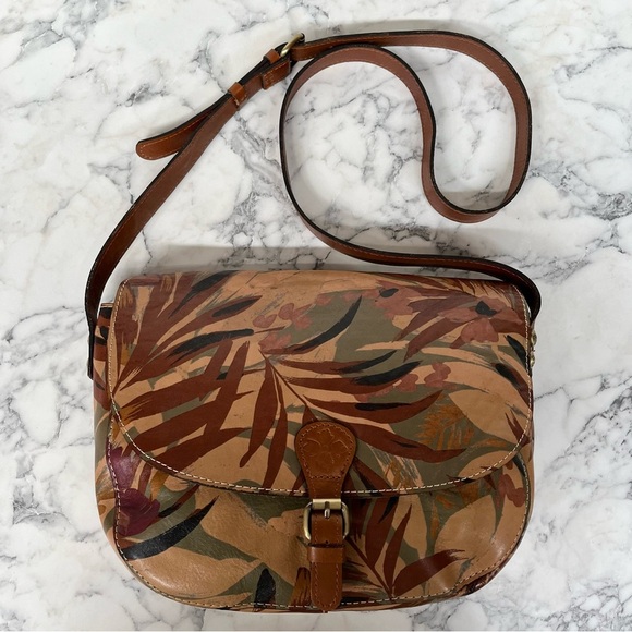 Patricia Nash Rosolini Leather Saddle Bag Floral Leaf Print - Picture 2 of 12